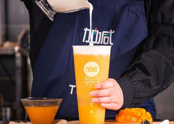 350vip8888茶饮是连锁品牌吗？揭示其连锁优势与创业机遇